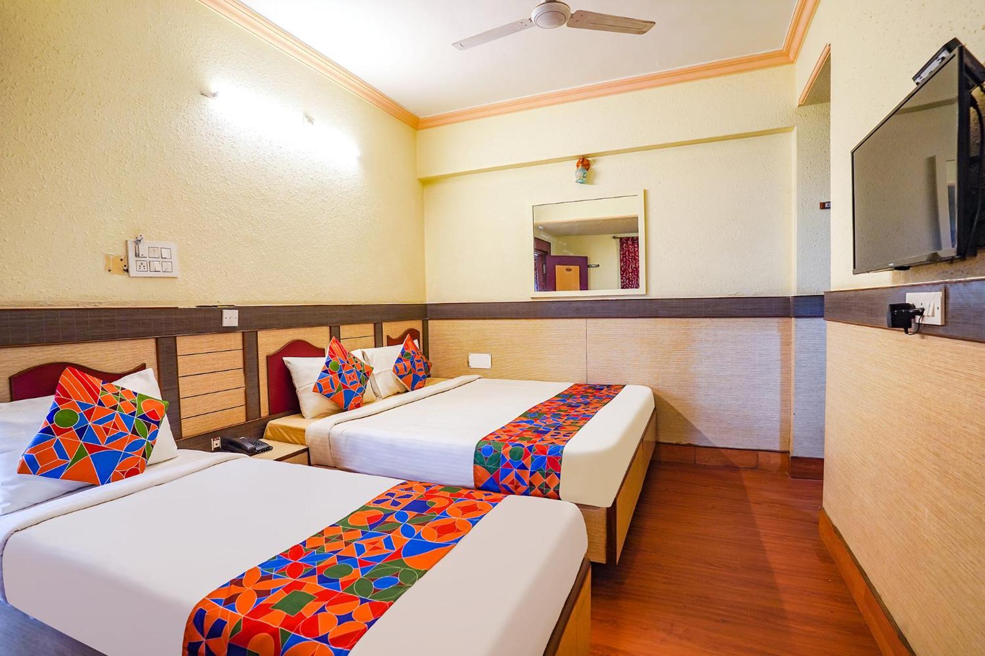 Hotel Lalbagh Gardenia Бангалор Экстерьер фото