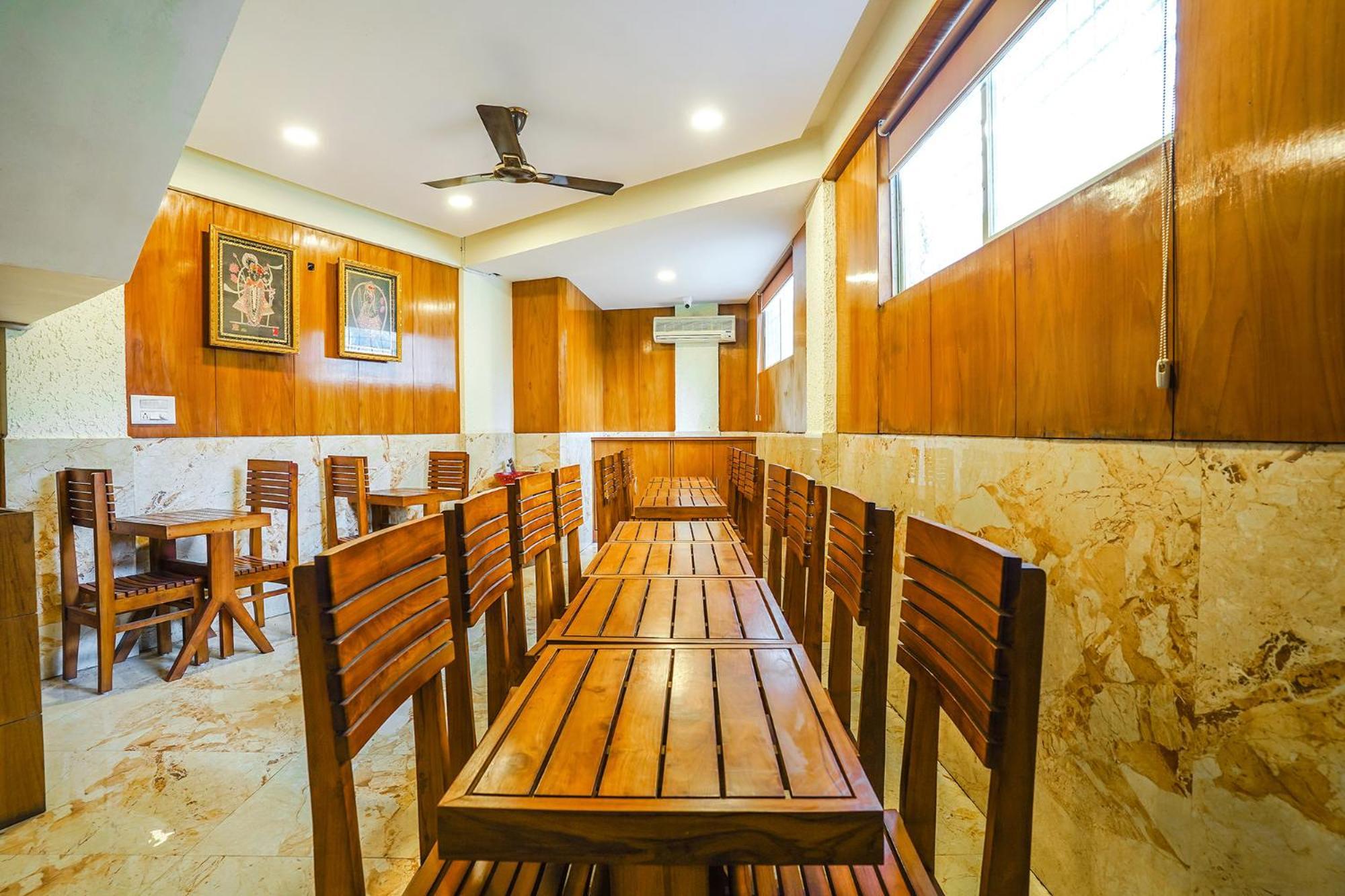 Hotel Lalbagh Gardenia Бангалор Экстерьер фото