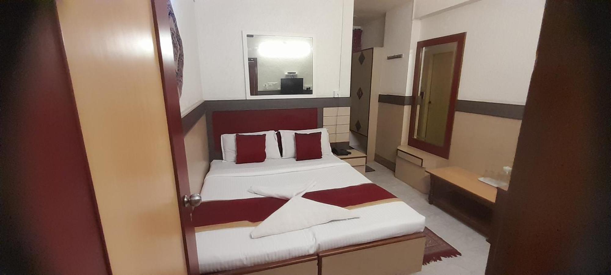 Hotel Lalbagh Gardenia Бангалор Экстерьер фото